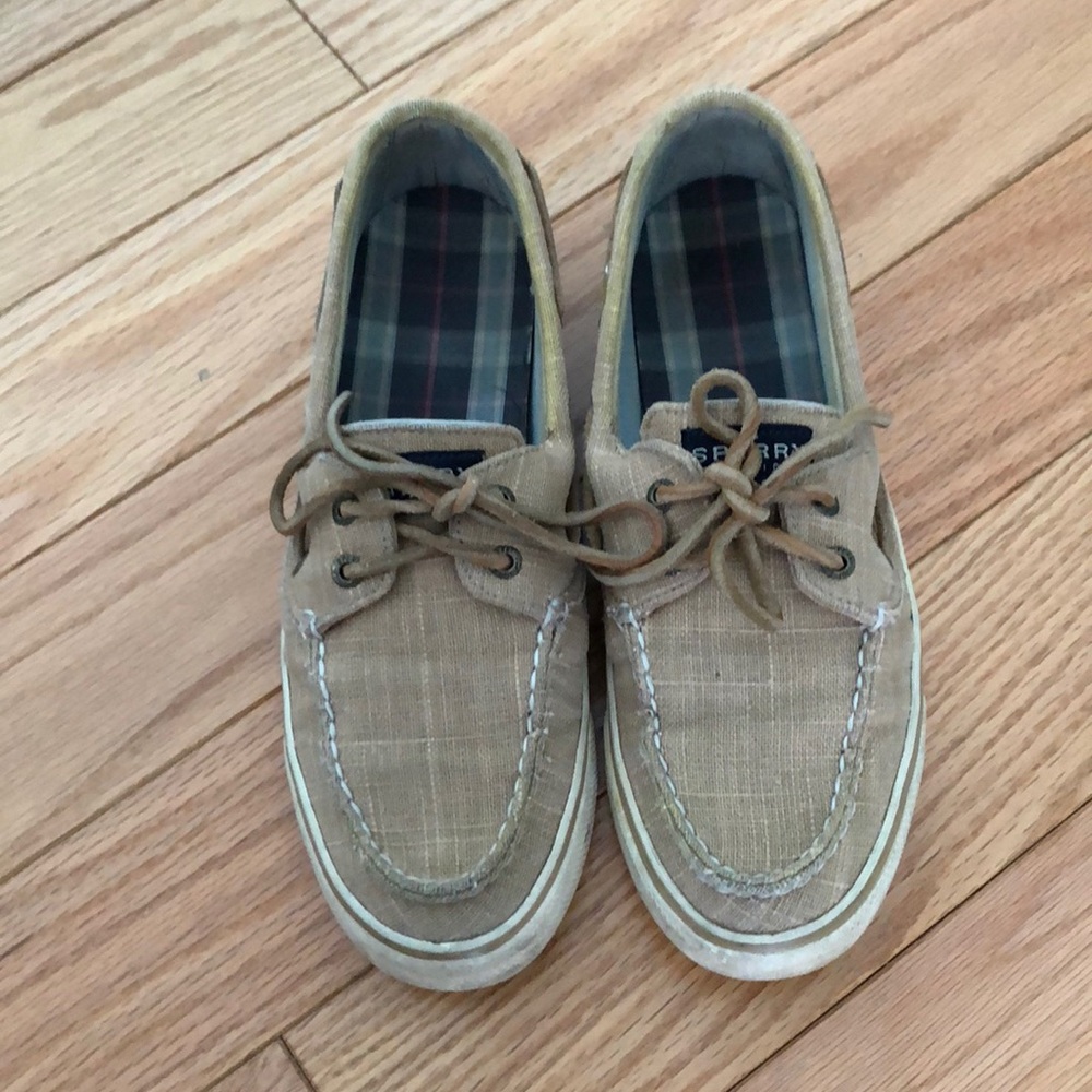 Women’s size 7 Sperrys